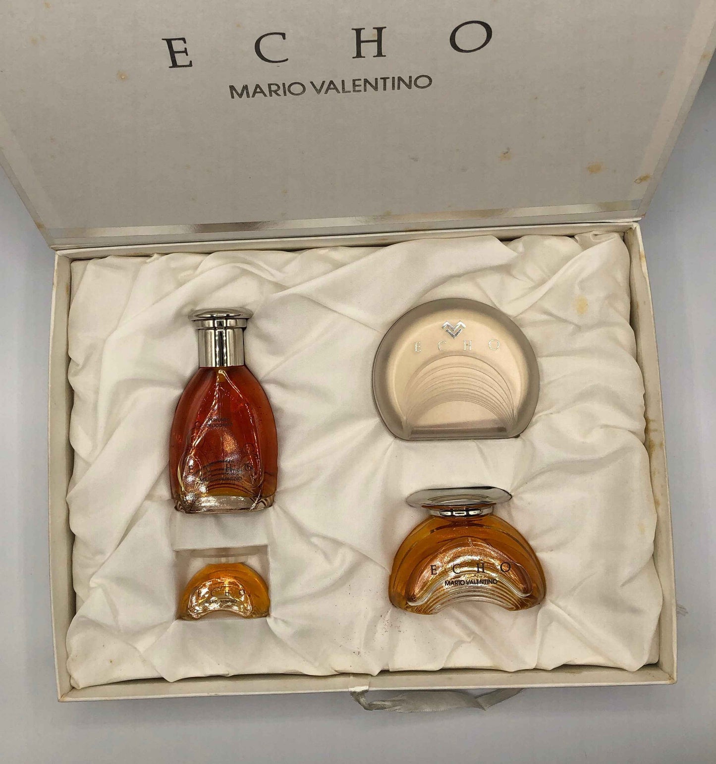 Echo di Mario Valentino Eau de Parfum 25ml + minion EDP 5ml + silky soap 100gr + deodorant spray 50ml Vintage Rare