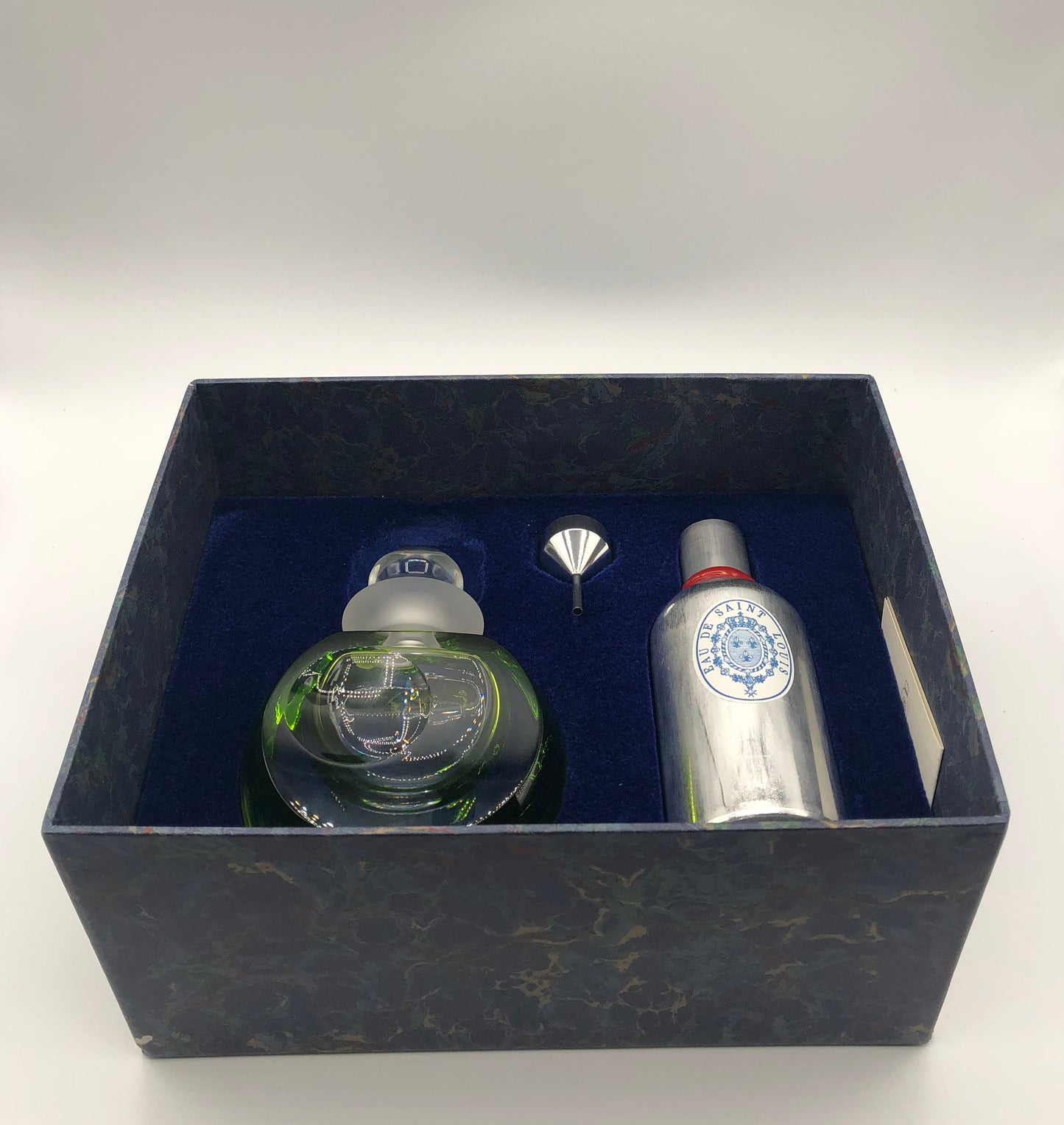 Eau de Saint Louis 160ml round bottle Vintage Rare - ParfumVintage